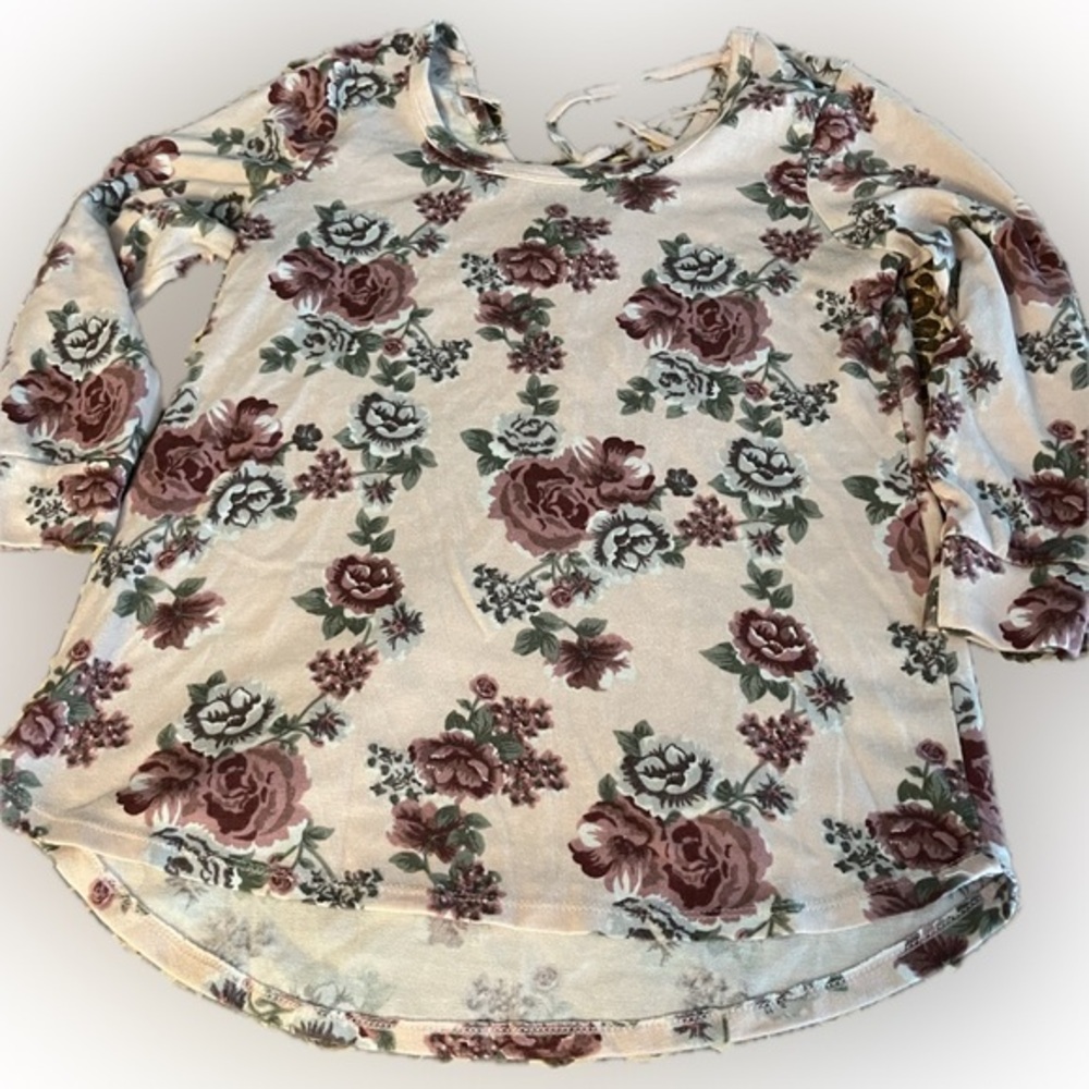 Boho Rose Floral 3/4 Sleeve Strappy Back Top